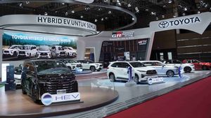 Toyota Hadirkan Program Penjualan Spesial dan Hybrid EV Lengkap di IIMS