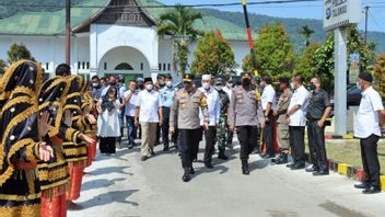 Dans L’intérêt De L’objectif De Fin D’année De 70%, La Police De Sumatra Ouest Active Tous Les Jours Les Points De Vente De Vaccins Contre La COVID