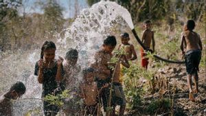 Clean Water Crisis In Banuan NTT Village Is Overcome Thanks To Solar Power Utilization