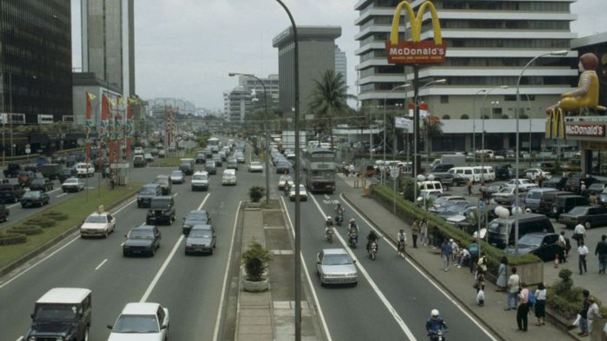 流行历史 1991年2月23日：第一家麦当劳快餐店在印度尼西亚出现