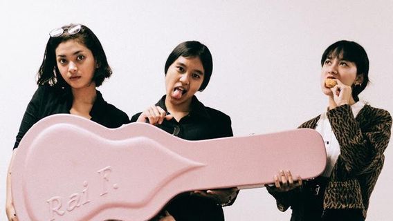 Dirilis dalam Bentuk Fisik, EP <i>Zirah</i> Tampilkan Trek Bonus <i>Solusi Tipuan</i>