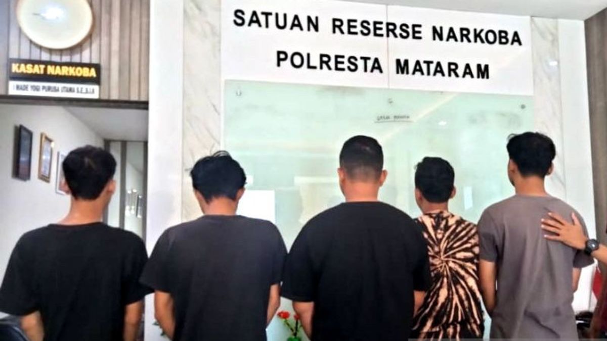 Band Personnel Arrested By Mataram Police For Taking 1 Kg Drug Package