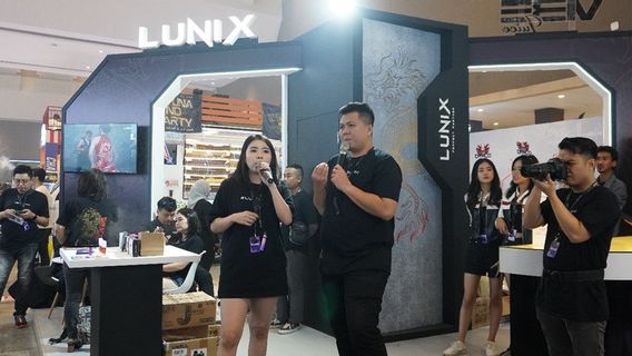 Lunix présente Vape Draco lors d’un événement de JOLID-19 de Jiexpo, à Kemayoran