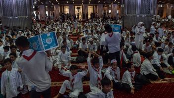 Le Minerale renforce son partenariat avec la mosquée Istiqlal, encourage le renforcement des PME pendant le Ramadan