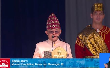 Janji Program Mendikdasmen di Hari Guru Nasional 2024, Peningkatan Kompetensi hingga Kesejahteraan Guru