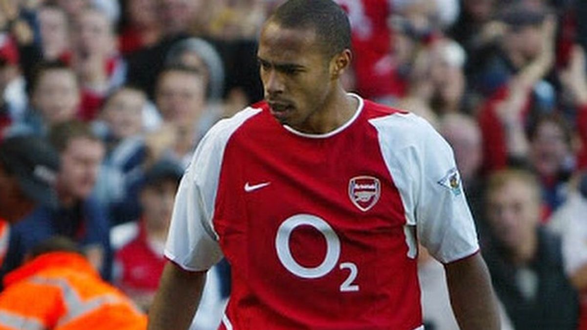 Legenda Arsenal Thierry Henry Kritik Lini Belakang PSG