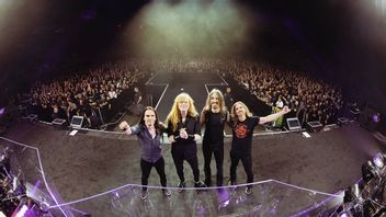 梅加迪斯以全重量级单曲点球点开始了职业生涯的最后期限