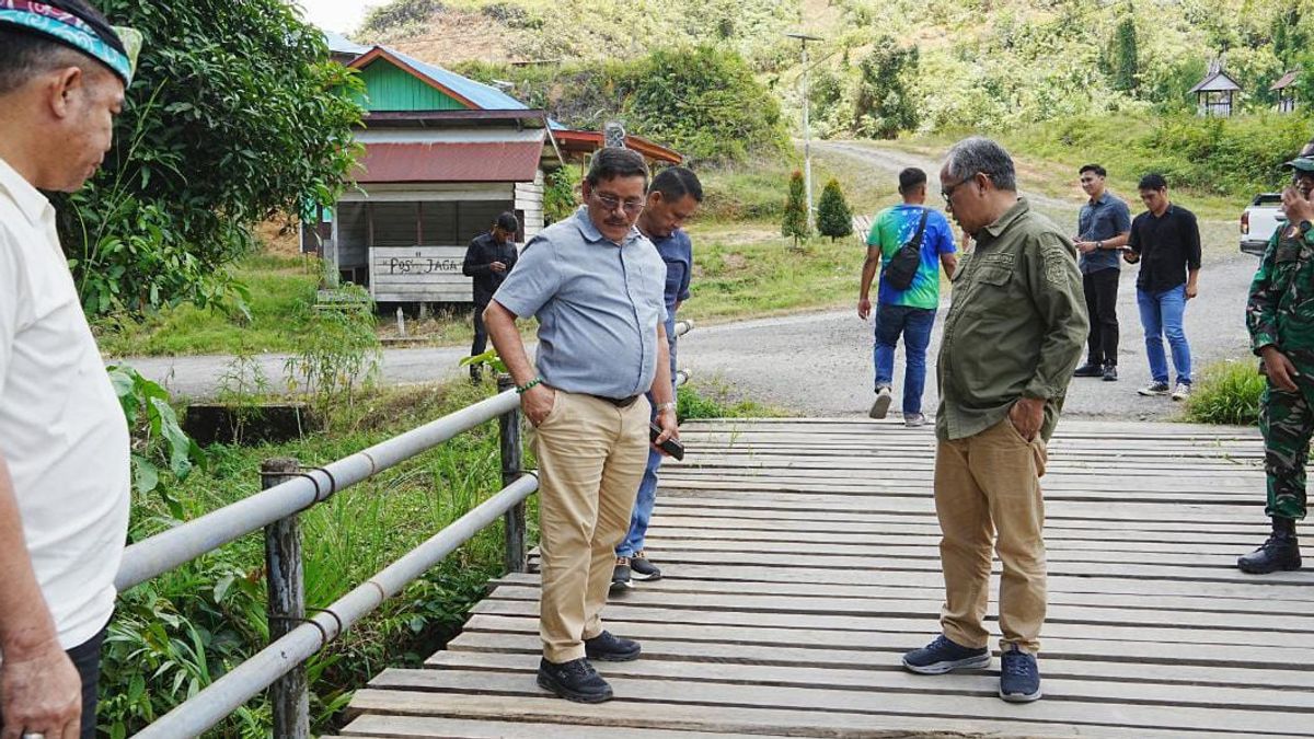 Wagub Kaltara Tinjau Infrastruktur Apau Kayan, Jembatan dan RS Pratama Long Ampung Memprihatinkan