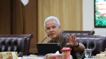 Ganjar Keroyok在中爪哇省克服贫困的提议受到许多公司的欢迎