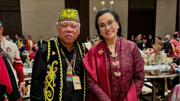 斯里·穆利亚尼(Sri Mulyani)在IKN举行的印度尼西亚共和国成立79周年庆典期间,巴苏基·梅南吉斯部长的故事