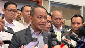 Harga Minyak Mentah Tembus 100 Dolar AS, Bahlil Pastikan Tidak Naikkan Harga Pertalite CS