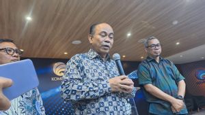 Minister Of Communication And Information Budi Affirms Starlink's Presence Is Not Suitable For Jakarta