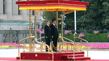 الرئيس شي وبوتين يلتقيان في أوزبكستان وسفينة حربية روسية تسيير دوريات مشتركة للصين في المحيط الهادي