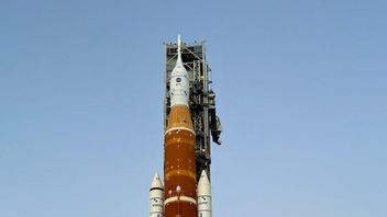 美国宇航局启动SLS火箭测试，准备踏上月球