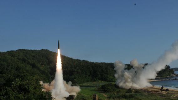 ミサイル実験への報復 北朝鮮、米国、韓国が8発の戦術ミサイルを発射