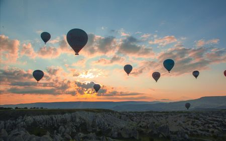 Jumlah Wisatawan Wahana Balon Udara di Cappadocia Turki Catat Rekor Sepanjang 2024