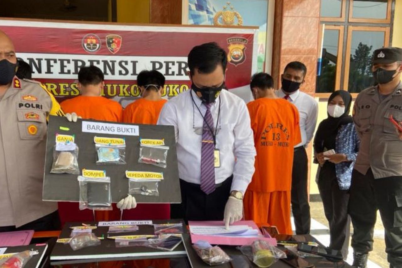 Reveals 4 Cases Of Cross-Provincial Drug Circulation, Mukomuko Police Arrest 6 Perpetrators With Some Evidence