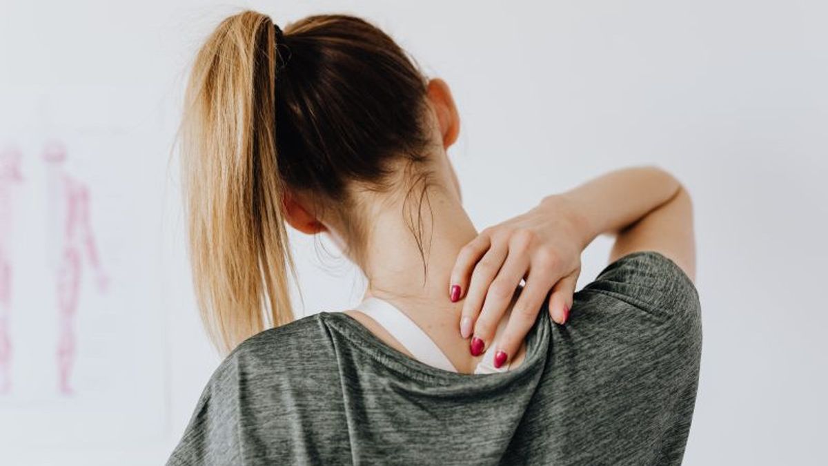 Can Damage Body Posture, Recognize Symptoms Of Scoliosis
