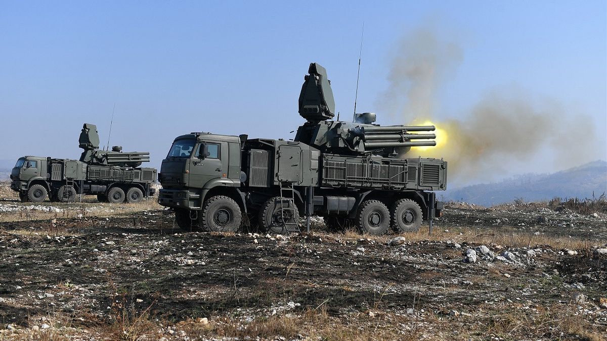 Sistem Pertahanan Udara Buatan Rusia Gagalkan Serangan Udara Israel di Suriah, Hancurkan 6 dari 8 Rudal IDF