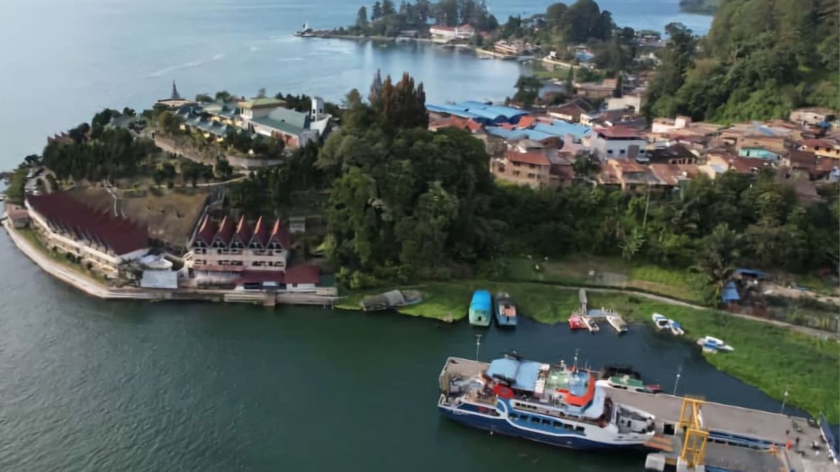 ar en lien avec la destination et la beauté de l’île de Samosir, ASDP présente le service de piste Ajibata-Ambarita