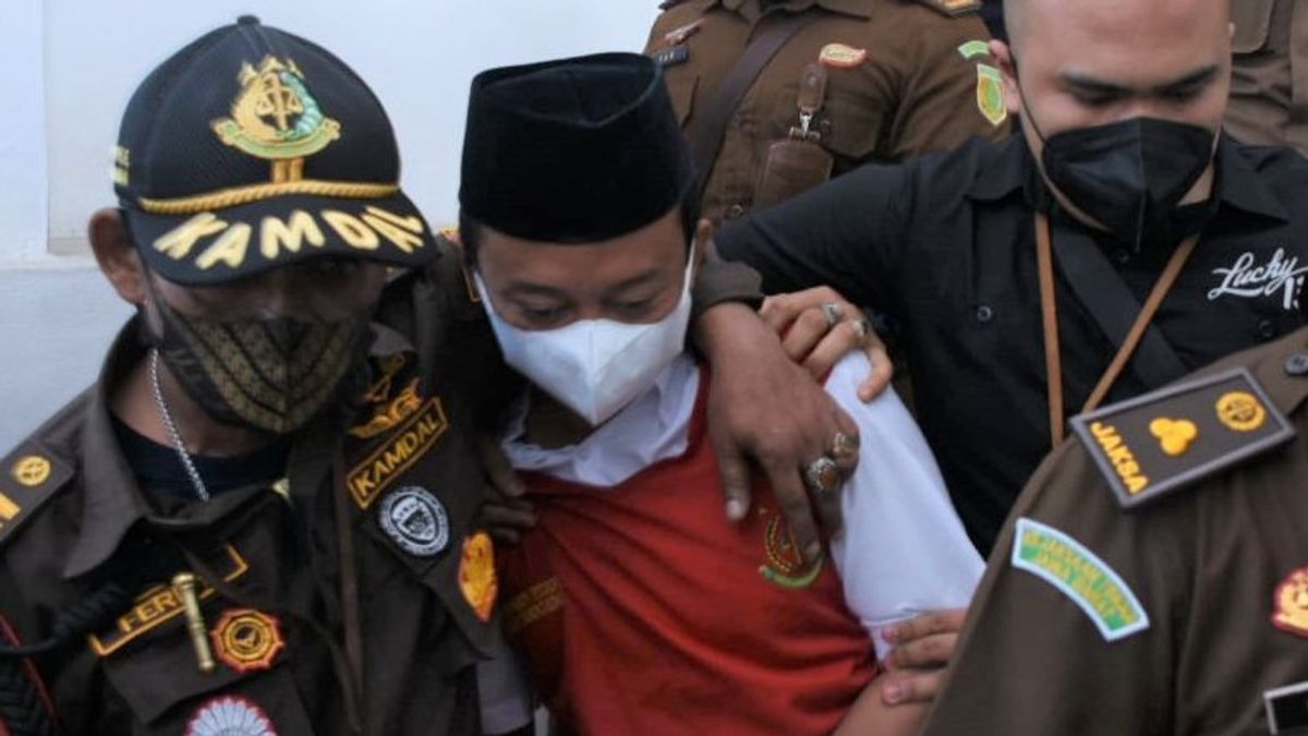 Selain Hukuman Mati, Jaksa Tuntut Aset Pemerkosa 13 Santriwati Dilelang untuk Biaya Hidup Korban