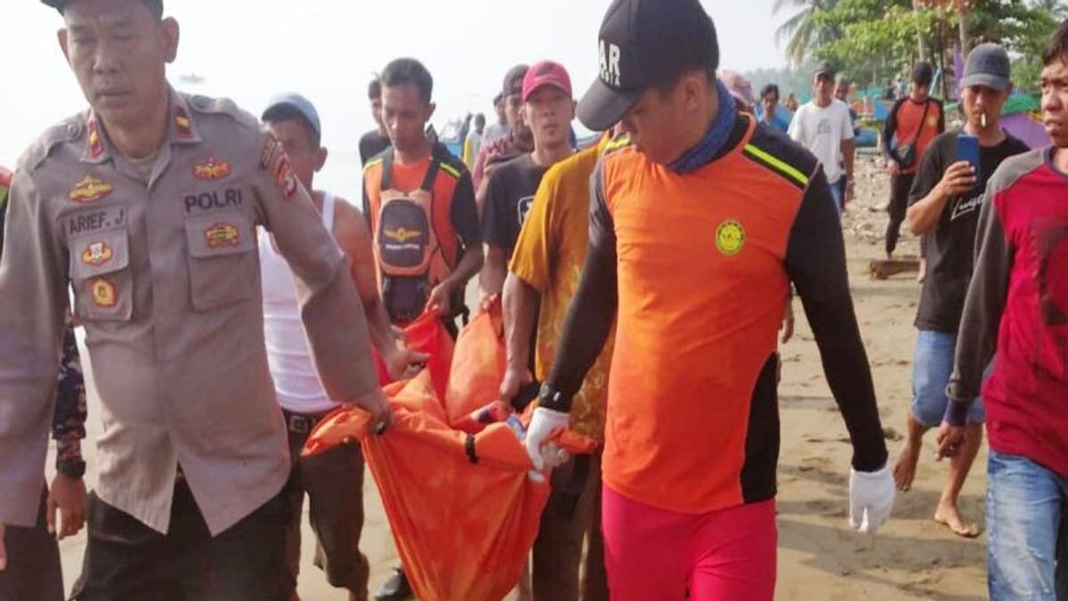Missing Day, 10-year-old Boy Drifting At Tanggamus Beach Lampung Found Dead