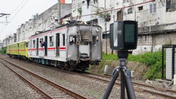 Korlantasは東ベカスの列車事故の現場調査中に2種類のTAAツールを使用します