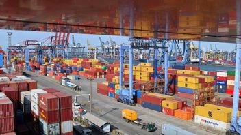 インドネシアの貿易収支黒字は、2025年9月に32億米ドルに減少すると推定されています。