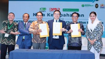 Utomo Charge+ Dukung Upaya Dekarbonisasi Industri Data Center Melalui Akses Mobilitas Listrik Energi Bersih ​