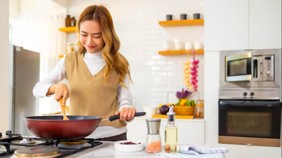 Not Just Aesthetics, Here's How to Choose a Planter Stove for a Modern Kitchen