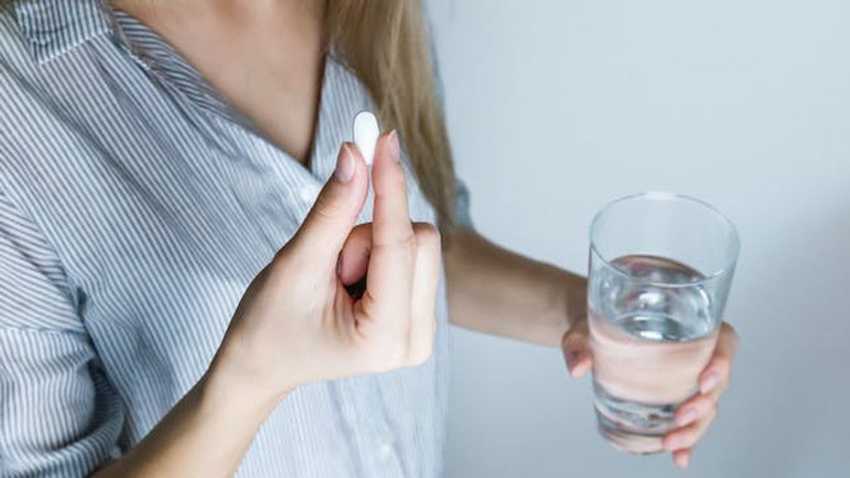 4 Hal yang Bisa Terjadi pada Tubuh Jika Kamu Sering Minum Obat Anti Alergi