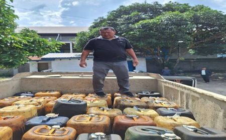 Berawal Curigai Truk, Polisi Amankan 3 Ton BBM Biosolar di Serapit Sumut