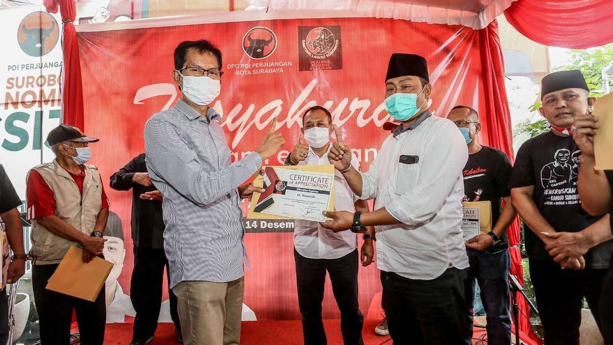 Celebrate The Victory Of Eri-Armudji, PDIP Surabaya Cadre Of Mass Shaving