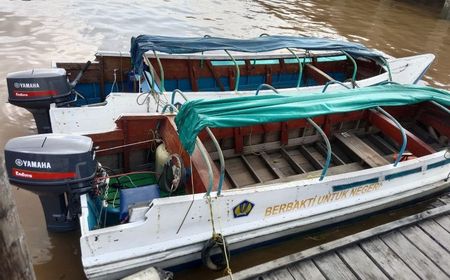 Bea Cukai Hibahkan 2 Speedboat Kayu Senilai Rp100 Juta ke Pemkab Indragiri Hilir Riau