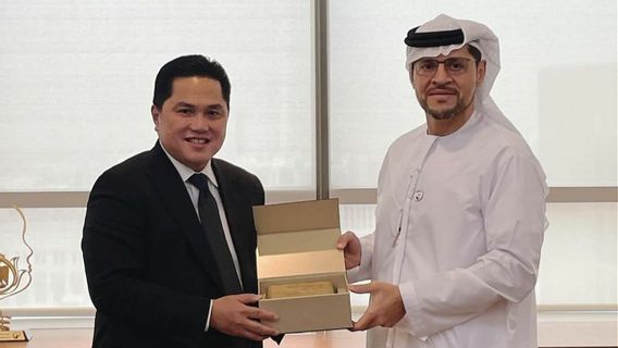 国企部长在阿联酋与阿提哈德航空老板会面，讨论旅游生态系统，直到印尼鹰航成功进行债务重组