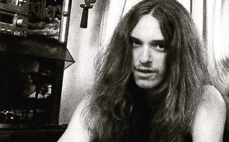 Mengenang Kehidupan Cliff Burton pada Ulang Tahunnya yang ke-61