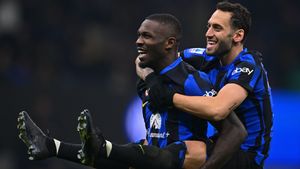 Inter Milan Kembali Puncaki Serie A dengan Kemenangan 2-0 atas Frosinone