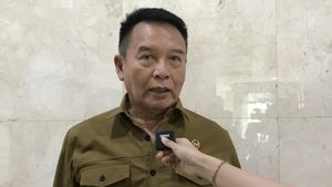 Legislator PDIP: Posisi Sebagai Seskab Langgar UU TNI, Letkol Teddy Harus Mundur dari Militer
