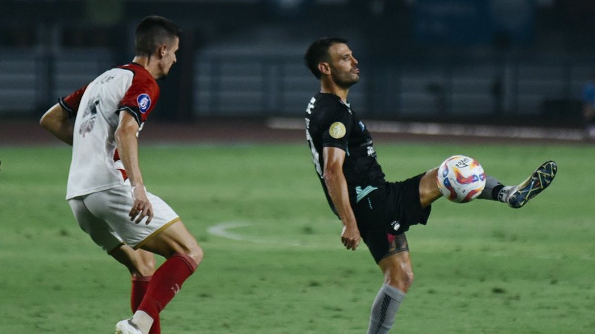 Hasil Liga 1 2024/2025: Tampil Menyerang Persib Tertahan Madura United 0-0