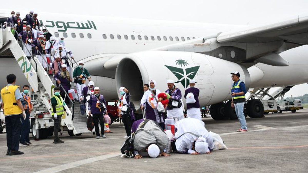 74 ألف حاج إضافي من الدفعة الأولى من الحجاج وصلوا إلى البلاد