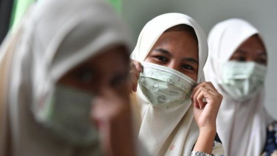 Epidemiolog UGM Nilai Pelonggaran Aturan Masker Sudah Tepat