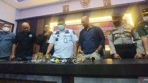 Cegah Peredaran Narkoba, Petugas Gabungan Geledah Lapas Muaro Padang