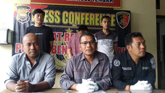 Dendam Saudaranya Terjerat Korupsi, Oknum Pegawai Swasta Mengaku Wartawan Peras Eks Kades di Bengkulu Rp10 Juta 