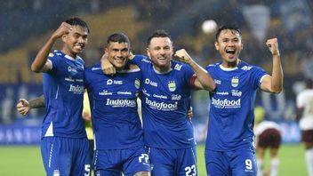 Persib Amankan Gelar Juara Paruh Musim Liga 1 2024/2025, Bojan Hodak Tak Mau Euforia