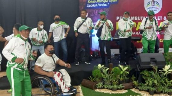 Traveling Far From Medan, North Sumatra, Peparnas Athletes Are Greeted By The Song 'Child Of Medan' When Landing In Papua