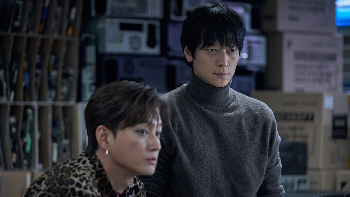 The Plot Movie Review: Kang Dong Won's Action Becomes A Plot Maker
