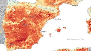 Gambar dari Satelit Copernicus Sentinel-3  Ungkap Kerusakan Kebakaran Hutan Akibat Gelombang Panas di Eropa