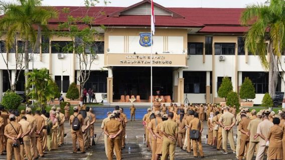 ASN Sorong Agrees To Use Moi Batik Every Thursday