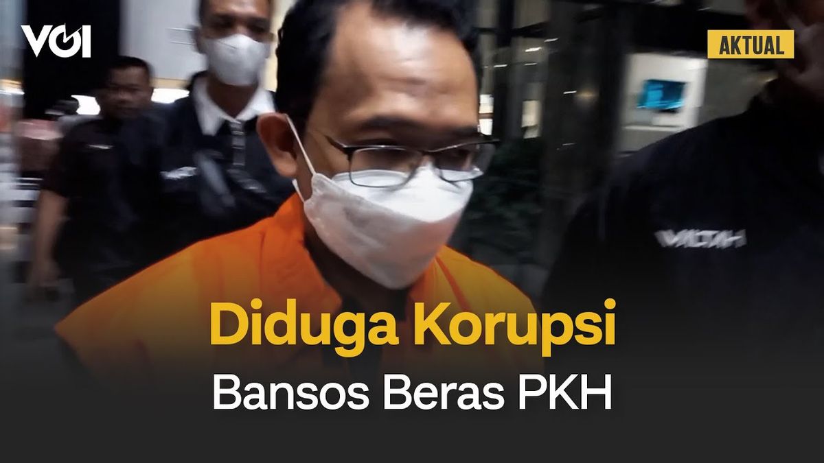VIDEO: Wearing KPK Prisoners Clothes, Former President Director Of PT Transjakarta Muhammad Kuncoro Wibowo Officially Detained