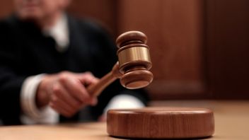 حكم فيرستيك هو حكم بدون حضور المدعى عليه، كيف يمكن ذلك؟